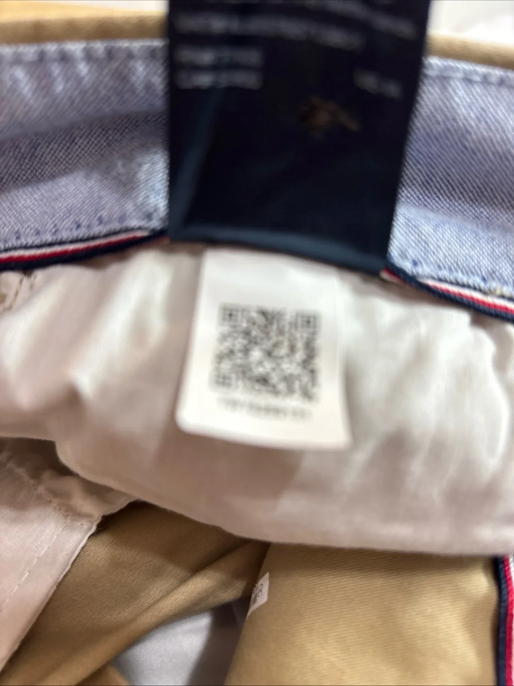 Tommy Hilfiger Men's Classic Khaki Pants - Neutral Tan. 1102